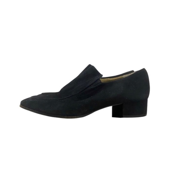 Yves Saint Laurent Shoes - Yves Saint Laurent Suede Pumps